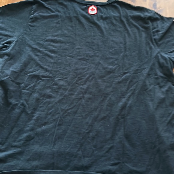 True North Strong & Free tshirt. Vancouver 2010. Size 2XL. EUC. Hudsons Bay Co. - Picture 5 of 6